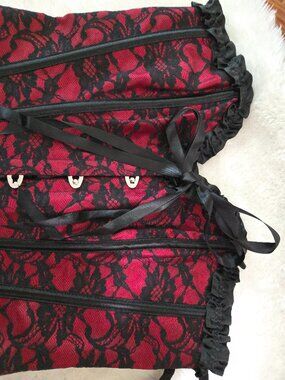 Red & Black lace corset and panties